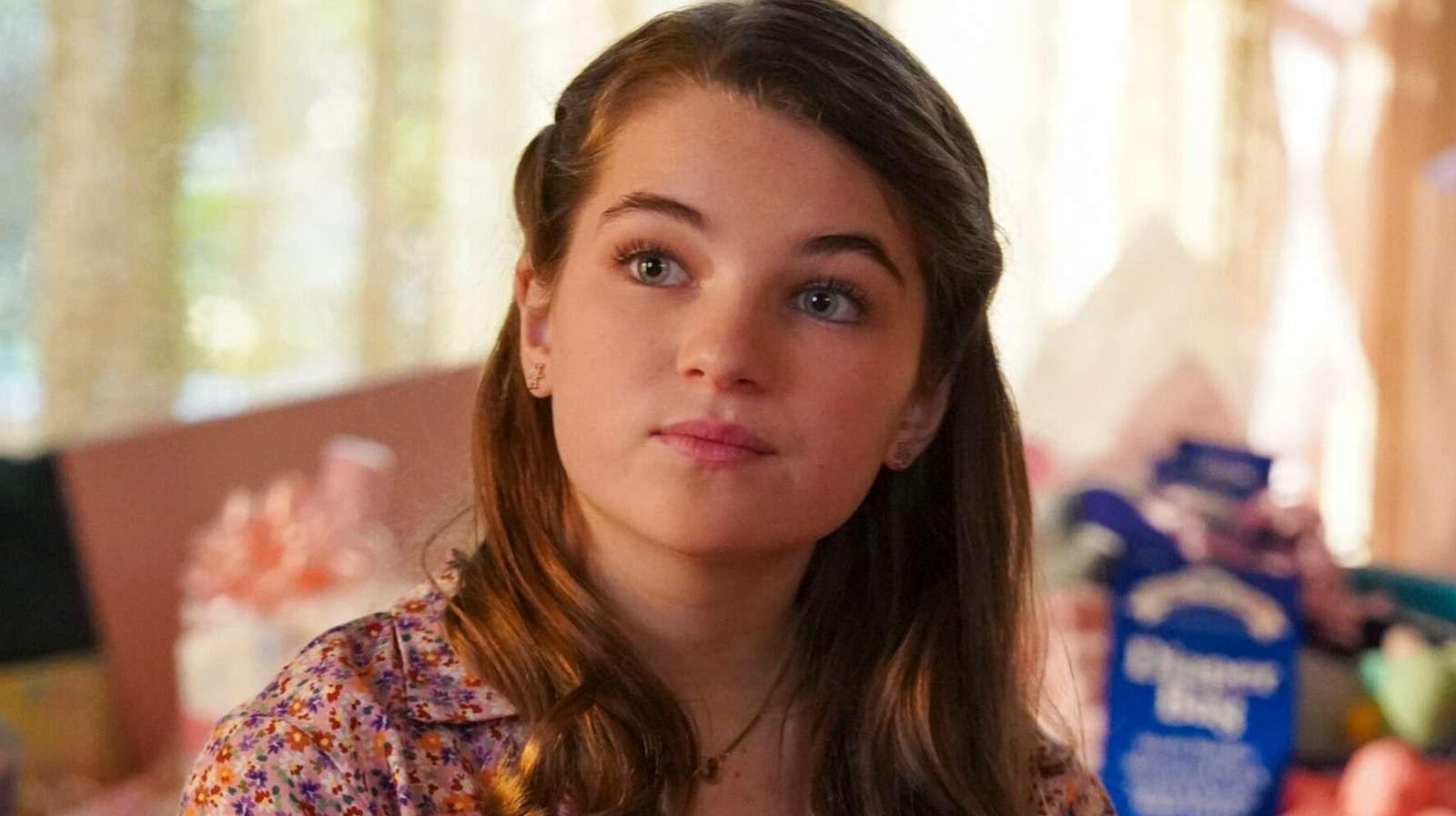 The One Thing Missing From Young Sheldon, According To Raegan Revord